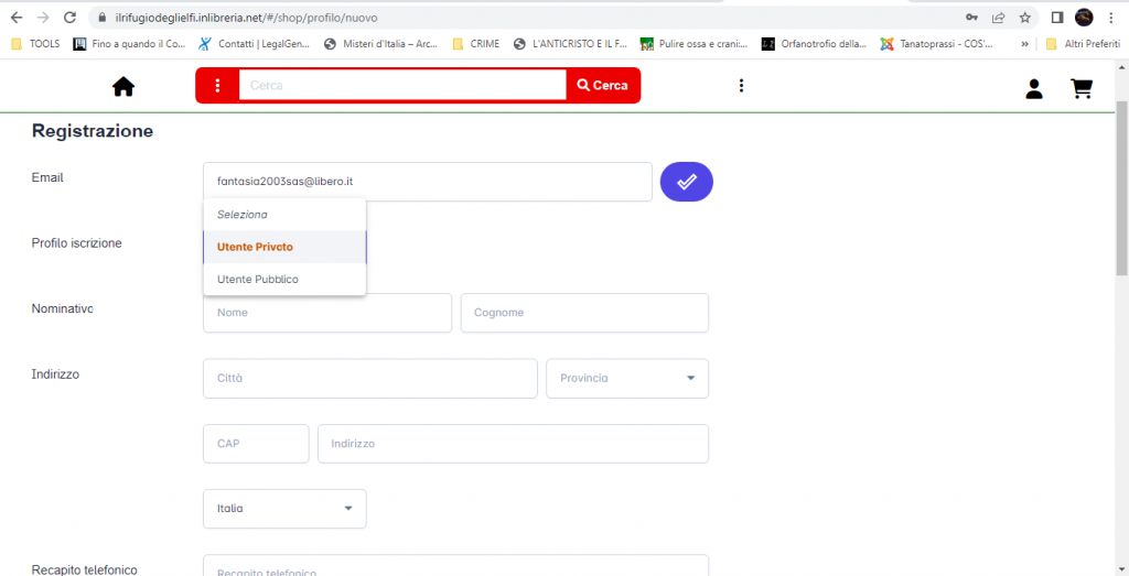 Nella sezione “Profilo iscrizione” selezionare con il mouse la voce “ UTENTE PRIVATO” (Utente pubblico valido solo per la pubblica amministrazione) Completare la registrazione inserendo i dati richiesti dal programma